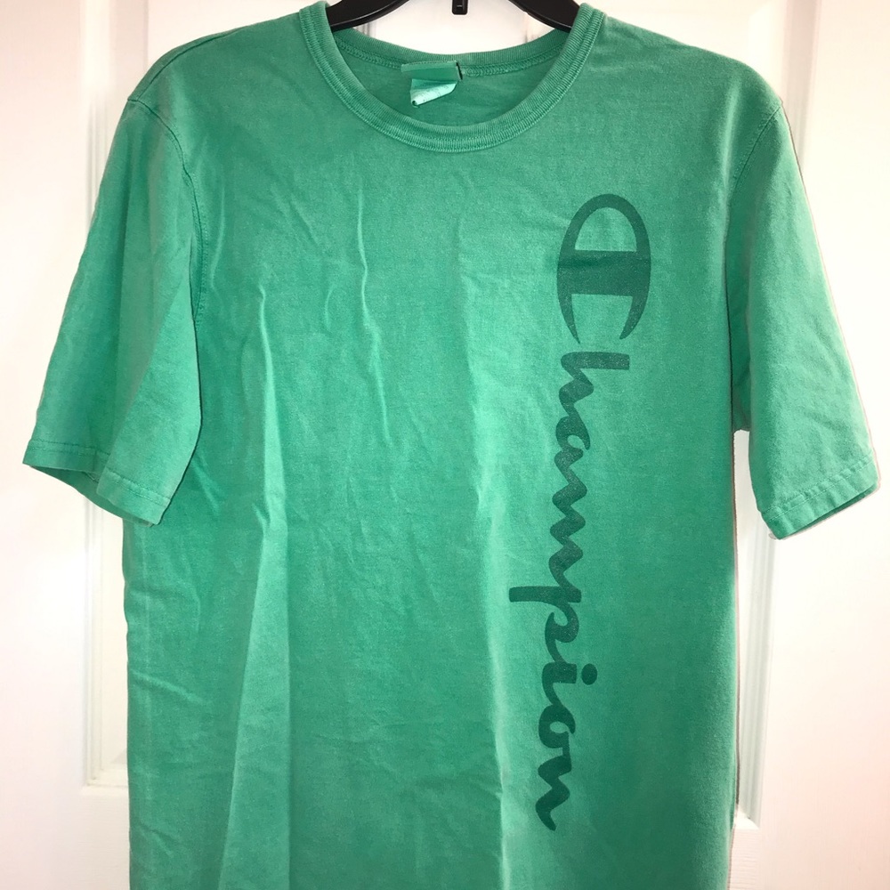Men’s Champion t-shirt
